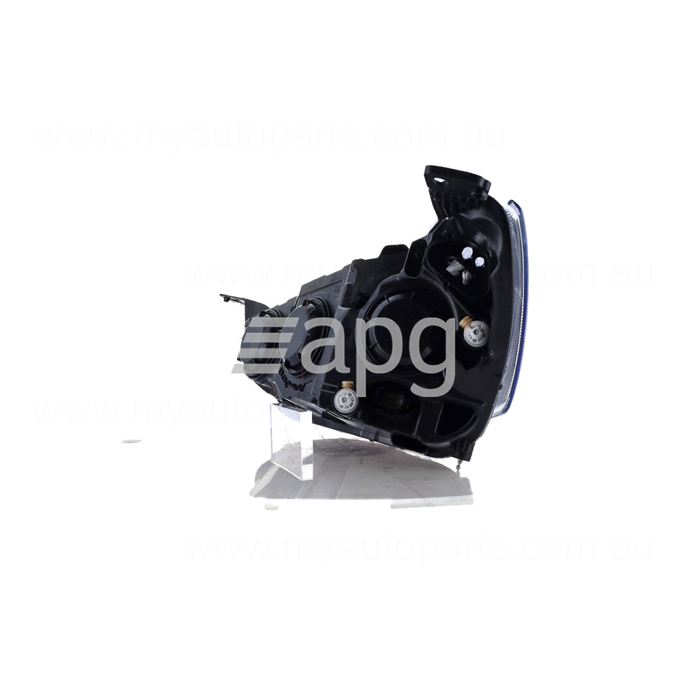Head Lamp Drivers Side Certified Suits Ford Focus Trend SA 2018 On - Image 9